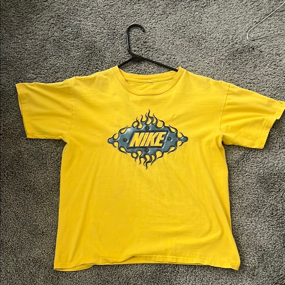 Nike Men’s Yellow T-Shirt
